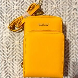 Yellow crossbody accordion purse